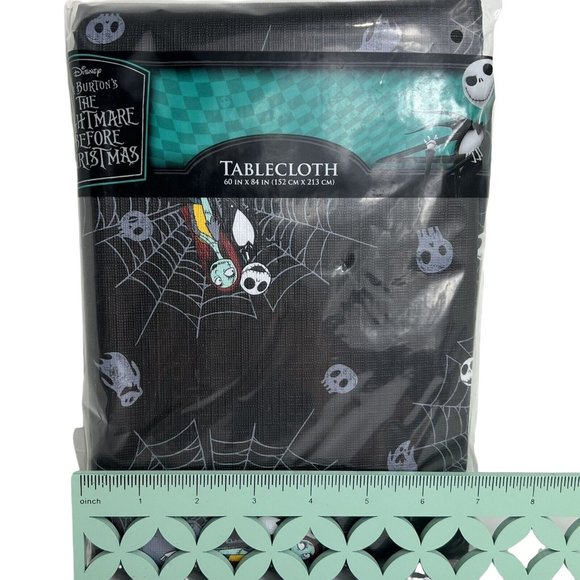 Disney Nightmare Before Christmas Tablecloth 60"x84” Jack And Sally Spiderwebs - Picture 9 of 12